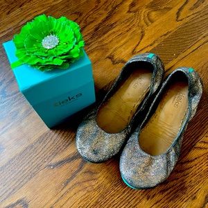 Tieks Lovestruck size 8
